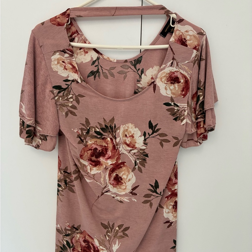 NWT Espresso Floral Pink Women's Top Short Sleeved Ruffled Size L